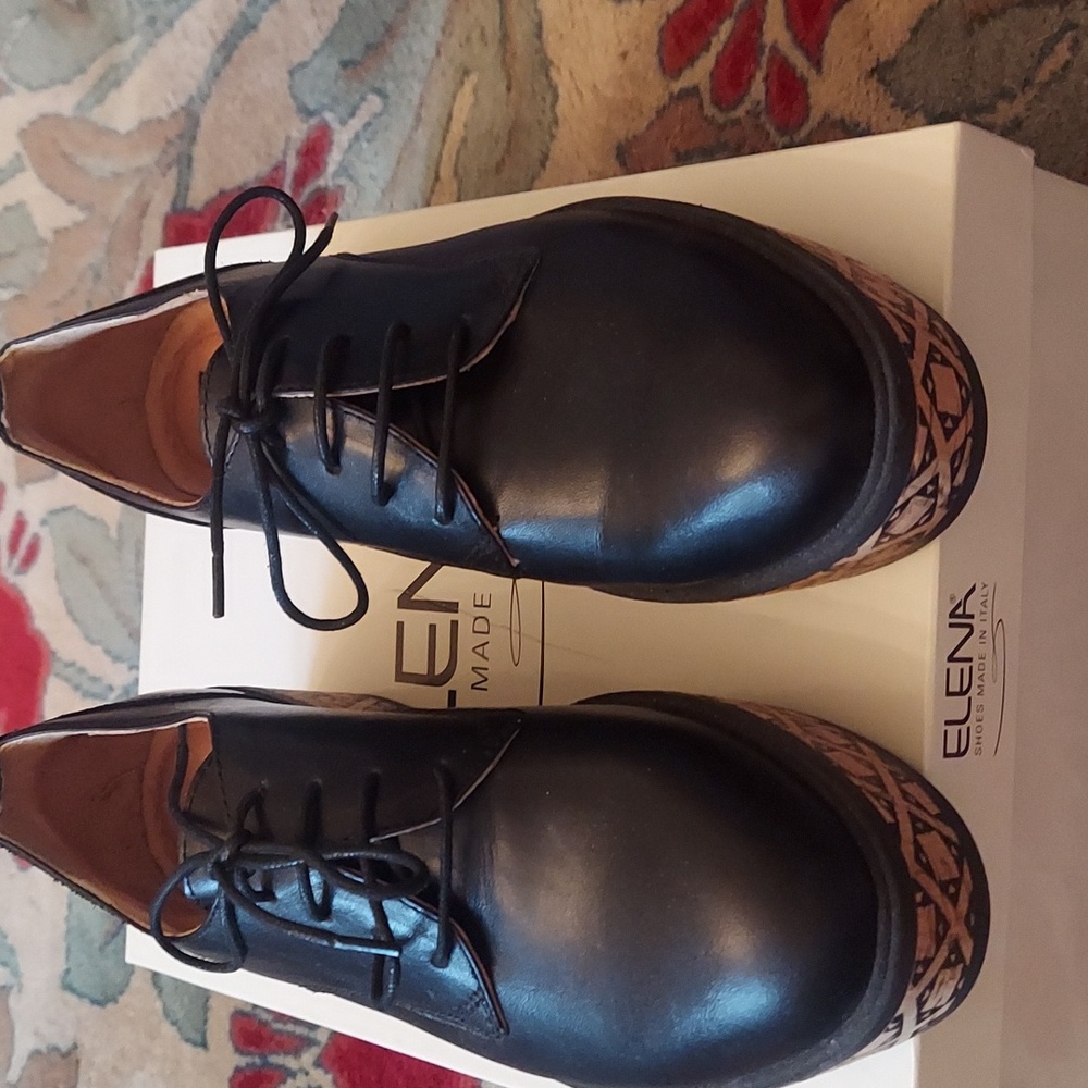 Elena Leather shoe